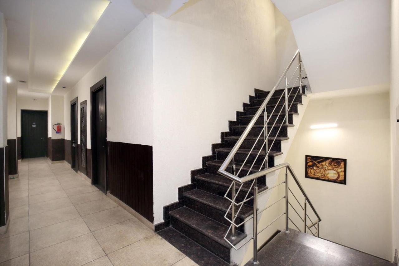 Oyo 9982 Shahz Lounge Hotel Abadpura Exterior photo